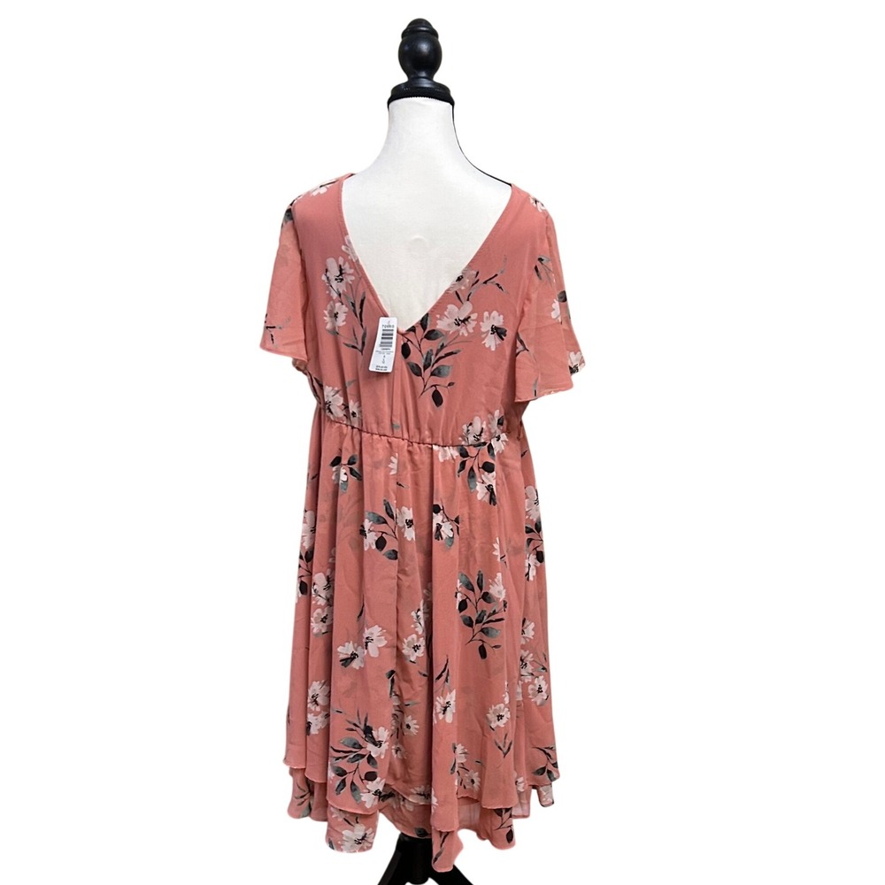 Torrid Floral Chiffon‎ Wrap Dress Plus Size 0 Short Sleeve Blush Pink No Belt - Picture 2 of 10